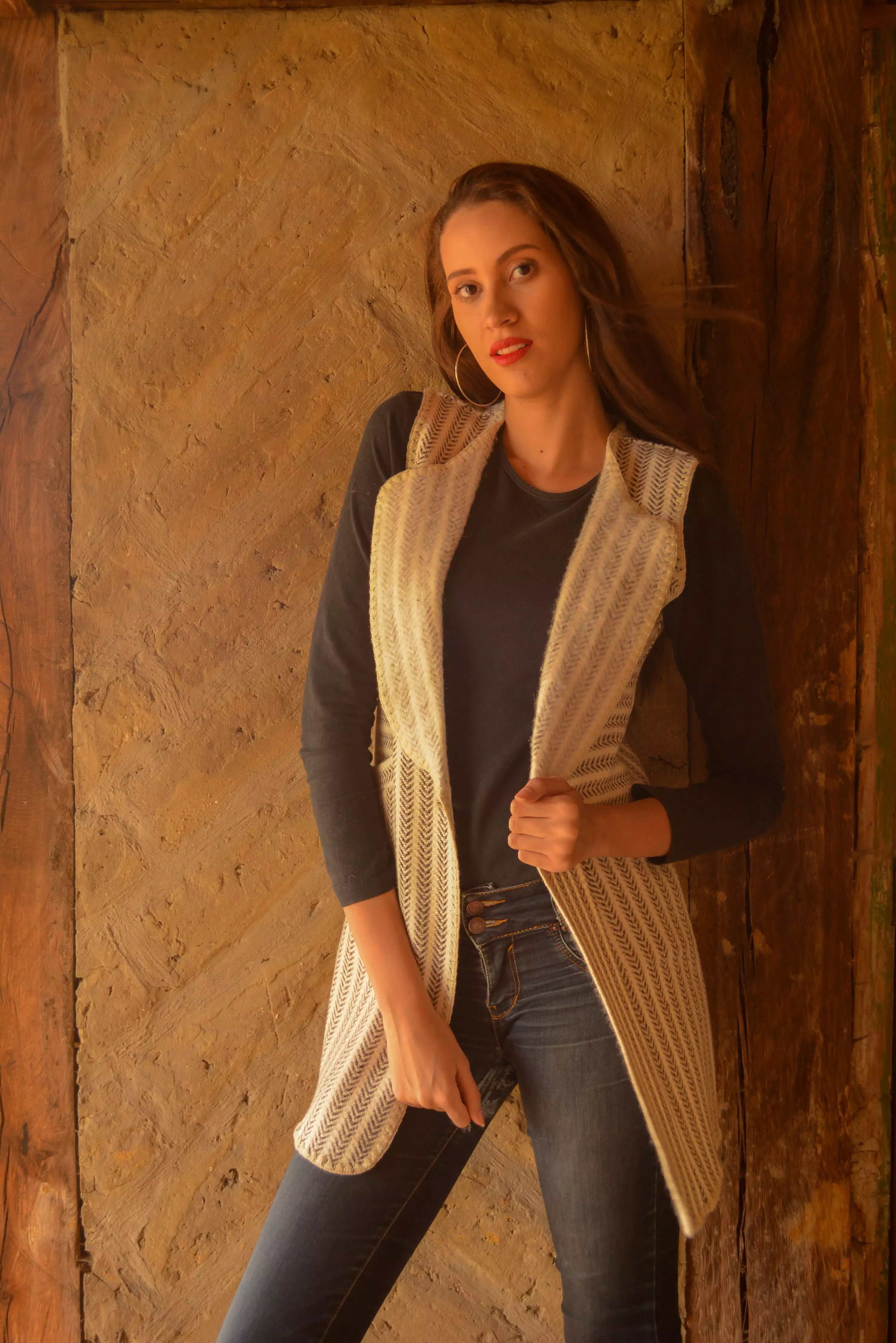 Chaleco en lana tono natural beige