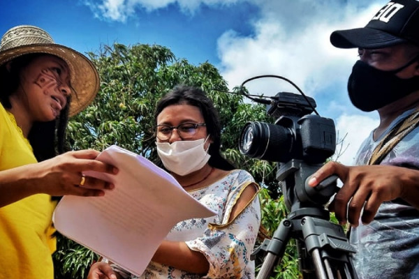 el primer laboratorio cinematografico que forma a jovenes wayuu en la guajira